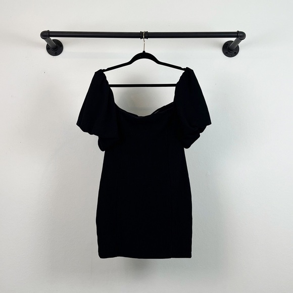 NEW FP Beach Free People Bubbly Puff Sleeve Ribbed Off Shoulder Mini Dress Black - Picture 6 of 7